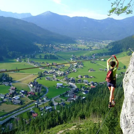 Gasthof Gosauschmied Guest house Gosau